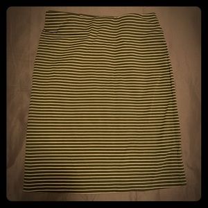 Old Navy hunter green pencil skirt